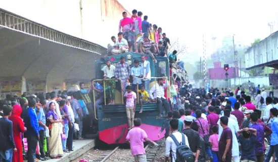 পরিবহনে অরাজকতা