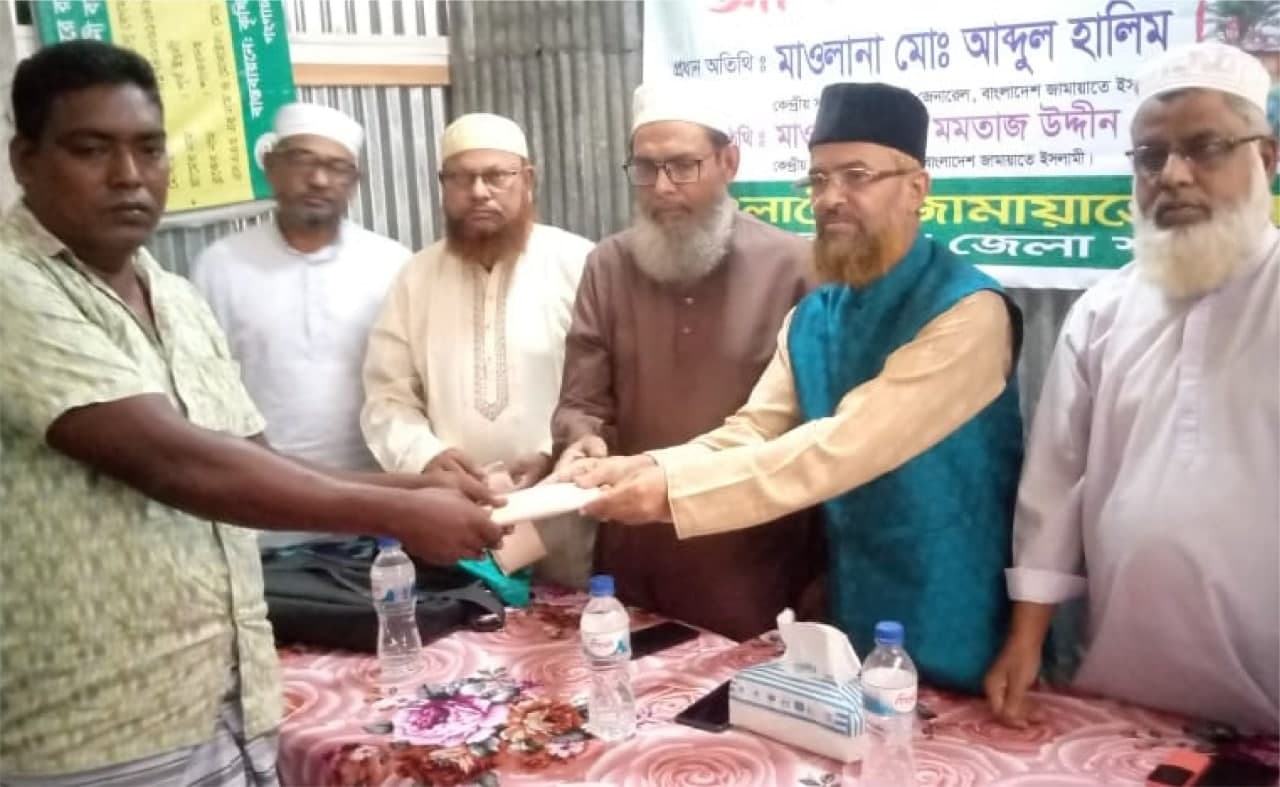 তিস্তার আকস্মিক বন্যায় বসতভিটা হারানো পরিবারের পাশে বাংলাদেশ জামায়াতে ইসলামী