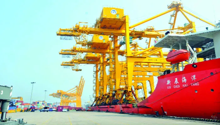 দ্রুত পণ্য খালাসে ১৬ ধাপে ঘুষ
