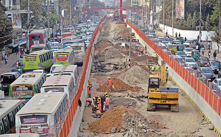 নগরবাসীর ভোগান্তি