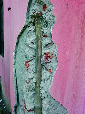 এবার লোহাগড়ায় স্কুলভবনে রডের বদলে বাঁশ