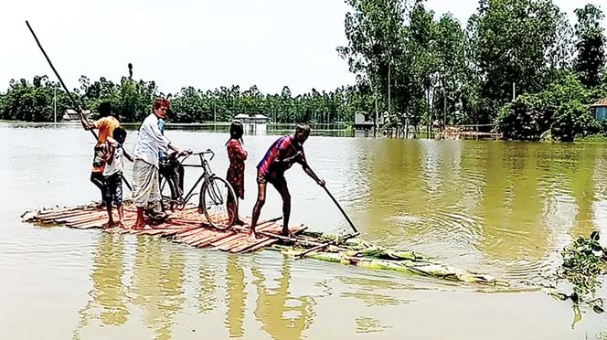 পদ্মায় পানি বাড়ছে ॥ ডুবছে মধ্যাঞ্চল