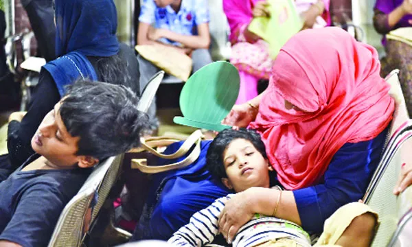 দ্রুত ছড়াচ্ছে ডেঙ্গু