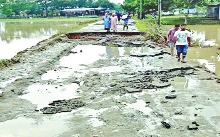ক্ষতি প্রায় ৩ হাজার কোটি টাকা