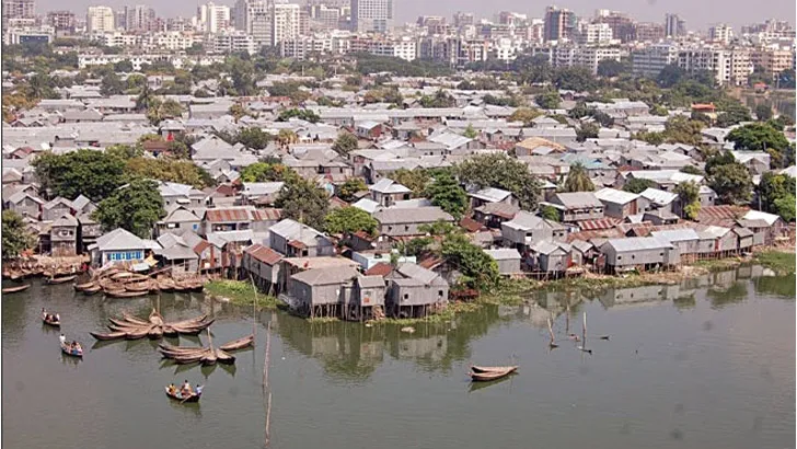 রাজধানীতে অবৈধ বস্তি : অপরাধী তৈরির কারখানা