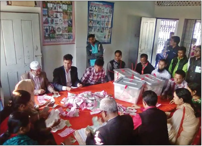 আগ্রহ নেই ভোটারদের