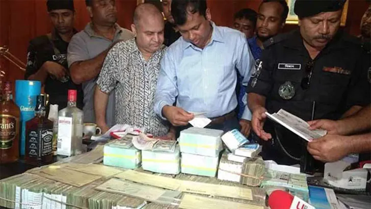 জি কে শামীমের টাকার পাহাড়