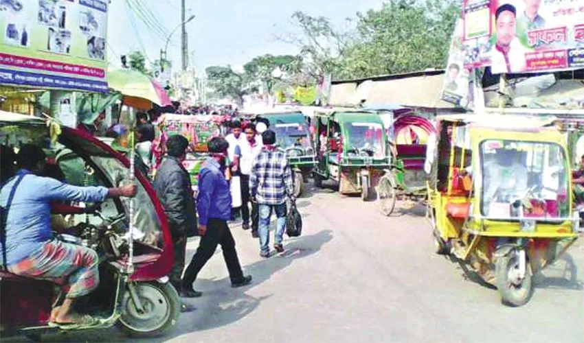 দিনে চাঁদা কোটি টাকা
