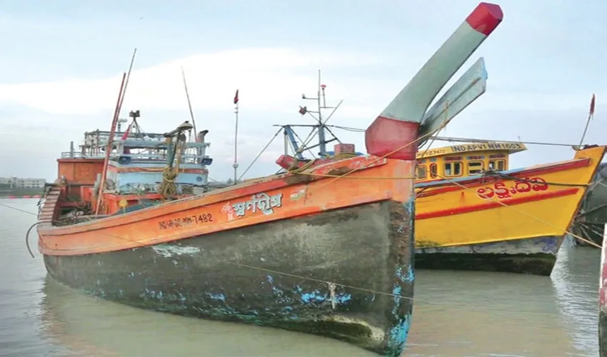 ভারতীয় জেলেদের অনুপ্রবেশ বাড়ছেই