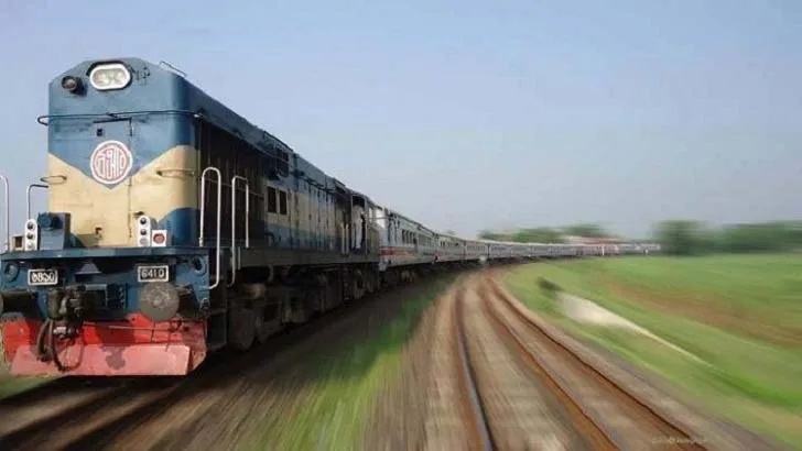 মাঠের কর্মকর্তারা প্রকল্পে, উপেক্ষিত রেলপথ