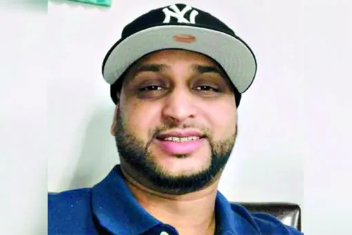 দুই যুগ পর দেশে ফেরা, মায়ের কাছে যাওয়া হলো না