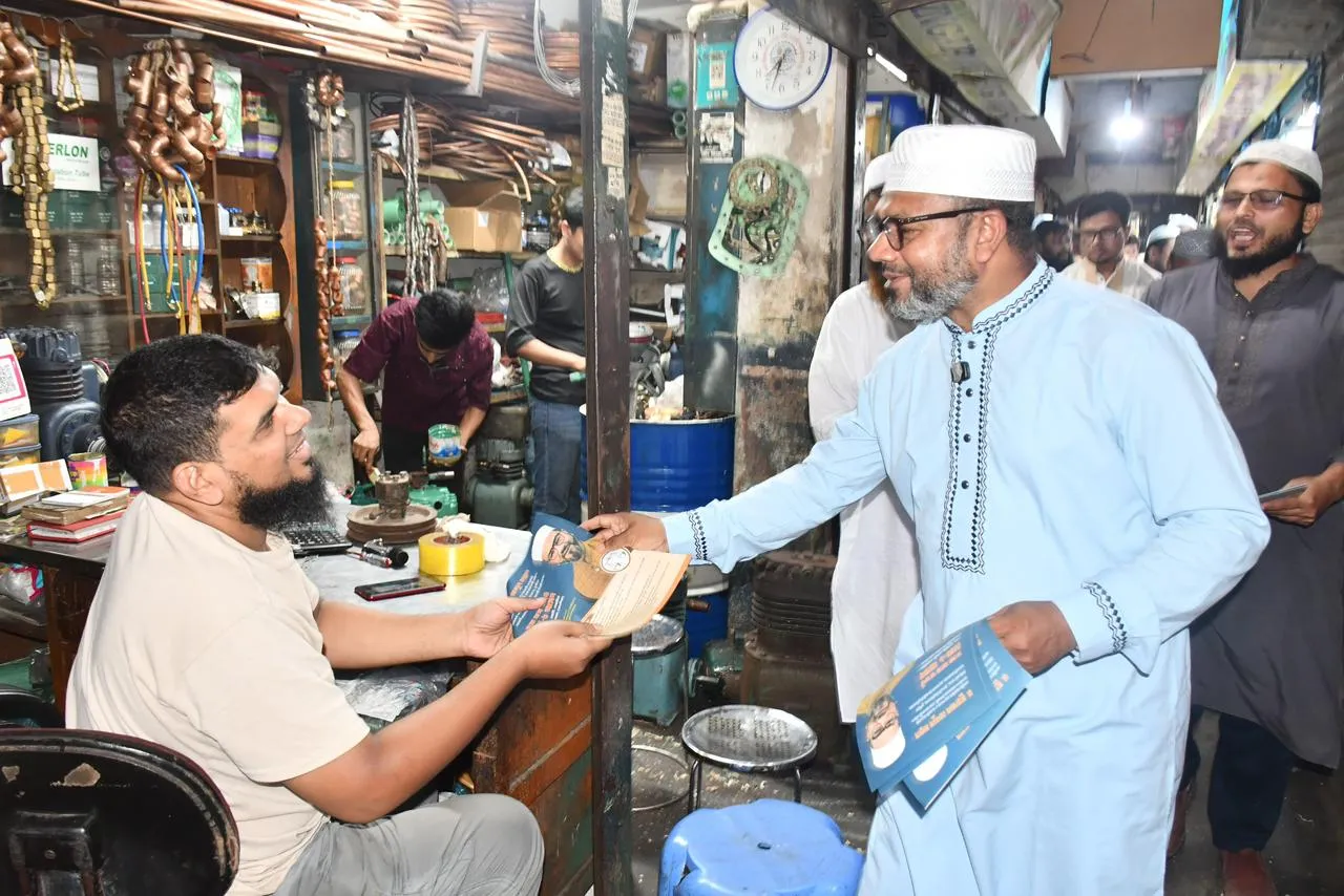 ঢাকা-০৬ আসনের ৩৮ নম্বর ওয়ার্ডে ড. আব্দুল মান্নানের গণসংযোগ