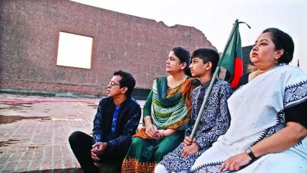 বাংলাদেশে স্বাধীন বুদ্ধিজীবীর স্থান কোথায়!
