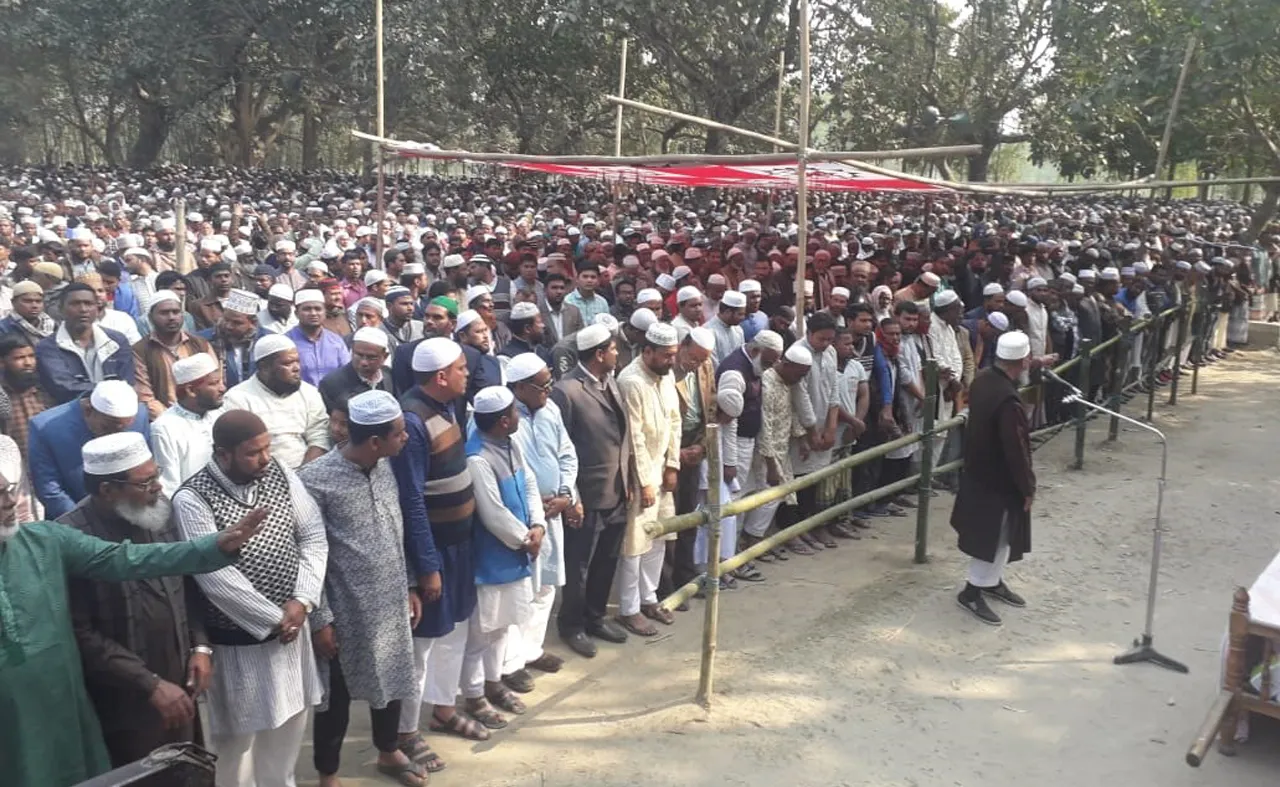 অধ্যক্ষ আজিজুল ইসলামের দাফন সম্পন্ন