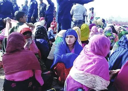 মালয়েশিয়াগামী ট্রলারযাত্রীদের অধিকাংশই রোহিঙ্গা সুন্দরী যুবতী