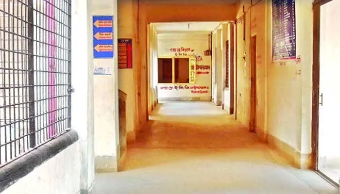 চিকিৎসকশূন্য ঝালকাঠি সদর হাসপাতাল