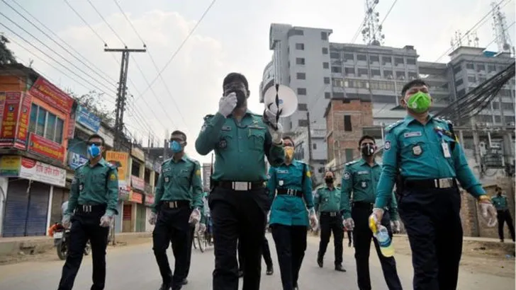 সারা দেশ ঝুঁকিপূর্ণ ঘোষণা, ৪৫ জেলায় ২৪ ঘণ্টায় শনাক্ত ৩৪১ মৃত্যু ১০