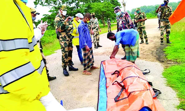 ৩ দিন পর বাংলাদেশীর লাশ ফেরত দিলো বিএসএফ