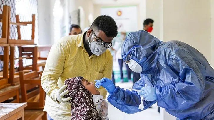 দেশে করোনাভাইরাস বিস্ফোরণের শঙ্কা