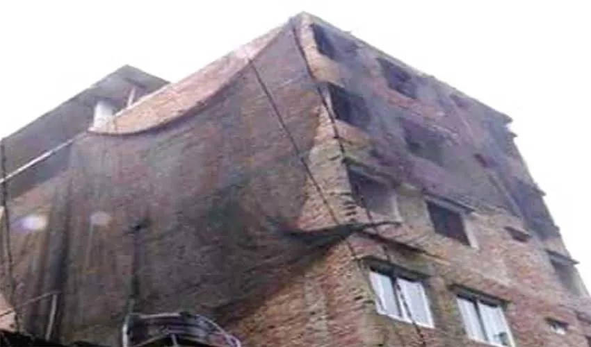 বাড়ছে প্রাণহানি