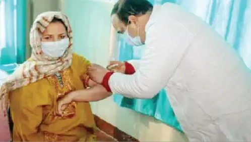 করোনার ভ্যাকসিন বিড়ম্বনায় বিশ্ব