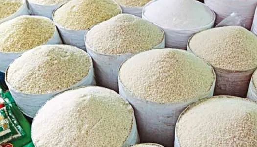 লাগামহীন চালের দাম দুর্ভোগে সাধারণ মানুষ