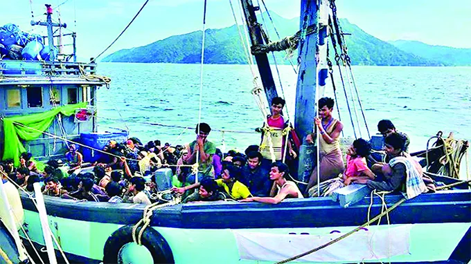 রোহিঙ্গা পাচারে ভয়ঙ্কর চক্র