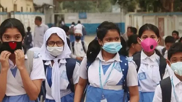 ৬০ ভাগ মানুষ স্কুল খুলে দেওয়ার পক্ষে