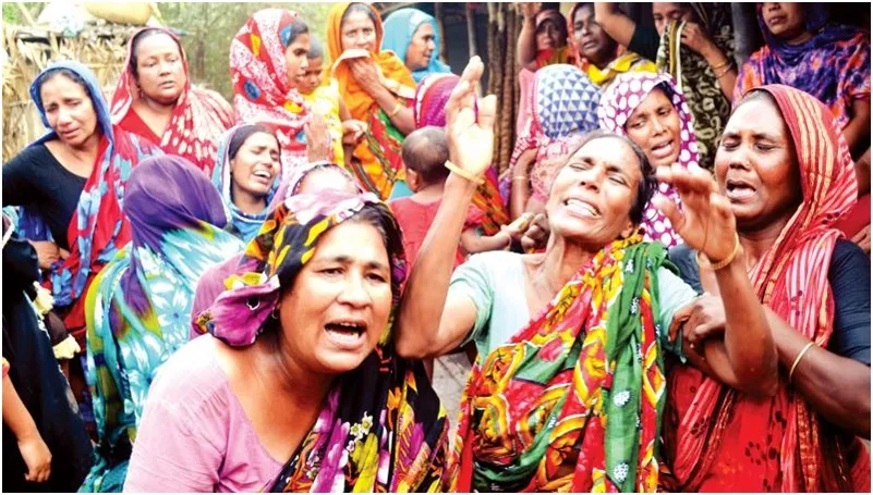 দিনমজুরদের রক্তে লাল পিচঢালা কালো পথ
