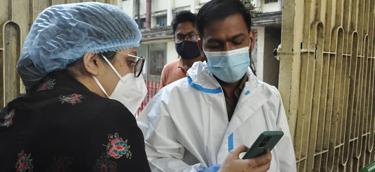 বেশি আক্রান্ত হচ্ছেন তরুণরা, লাগছে আইসিইউ