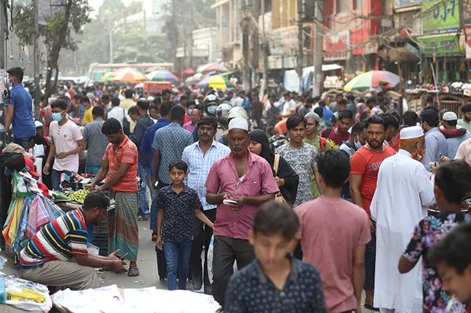 দোটানায় সরকার