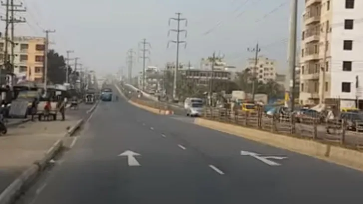 সড়ক আছে বাতি নেই