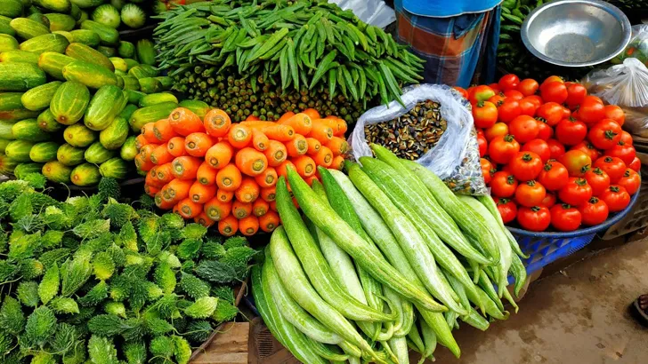 ভোক্তার নাভিশ্বাস এবার সবজিতে