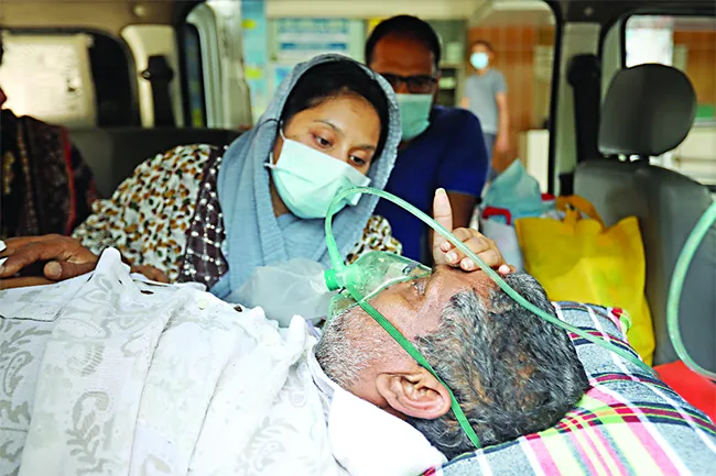 লাগামহীন চিকিৎসা ব্যয়