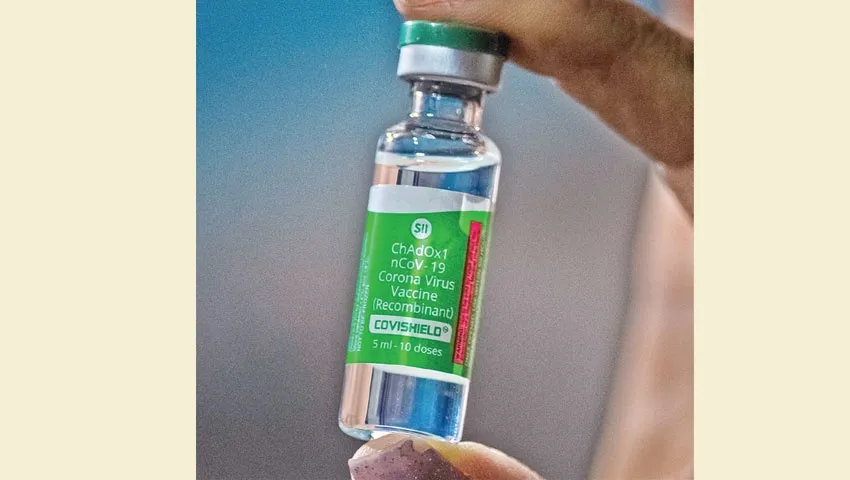 টিকা নিয়ে মন্ত্রীদের ফাঁকাবুলি