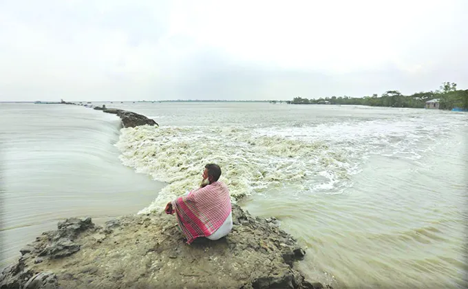 কেন বারবার বাঁধ ভাঙে?