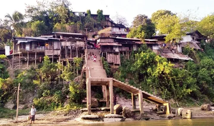 পাহাড় ধসের আশঙ্কা