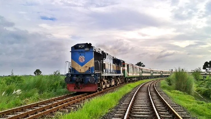 রেলে বাড়ছে বরাদ্দ কমছে গতি