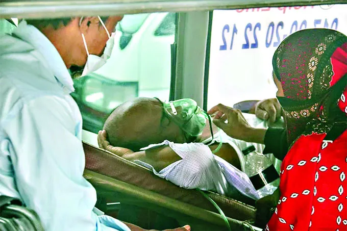 খুলনায় হাহাকার