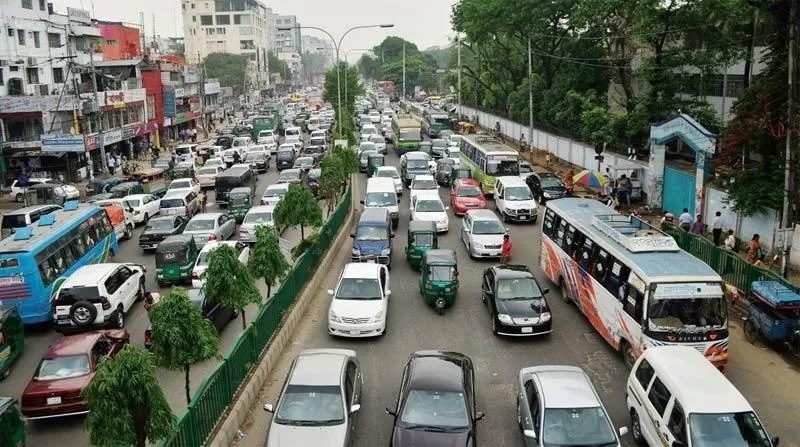 দিনভর নগরবাসীর দুর্ভোগ