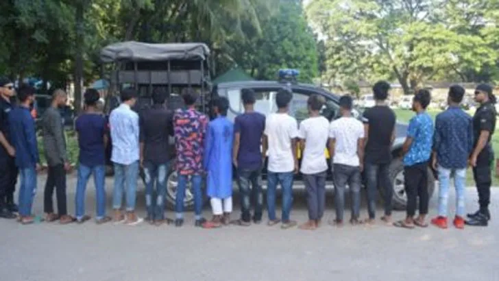 ভয়ংকর অপরাধে ভাড়া খাটে কিশোর গ্যাং