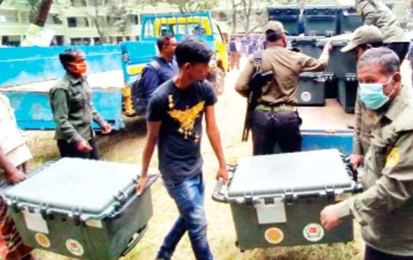 নাসিক নির্বাচন আজ শঙ্কায় ভোটাররা