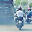 গাড়ির কালো ধোঁয়ায় ঢাকায় চলা দায়