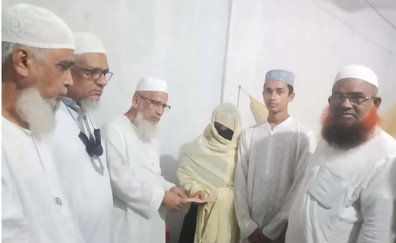 ফরিদপুরে সড়ক দুর্ঘটনায় নিহত সেন্টু মোল্লার পরিবারকে জামায়াতের পক্ষ থেকে আর্থিক সহায়তা প্রদান