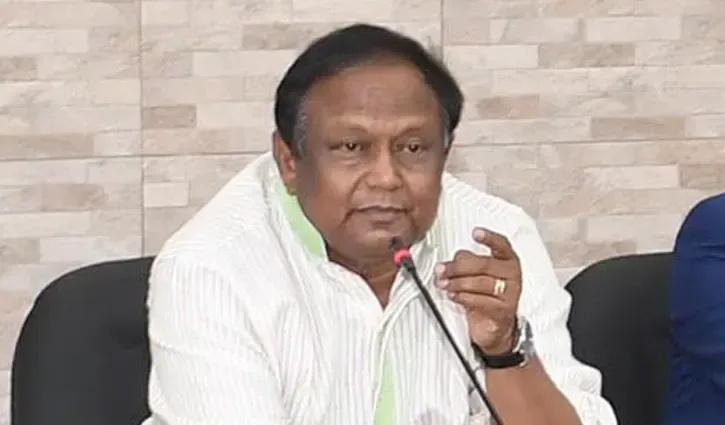 মন্ত্রী বলেছিলেন বাড়বে না, কেজিতে বাড়লো ৭ টাকা