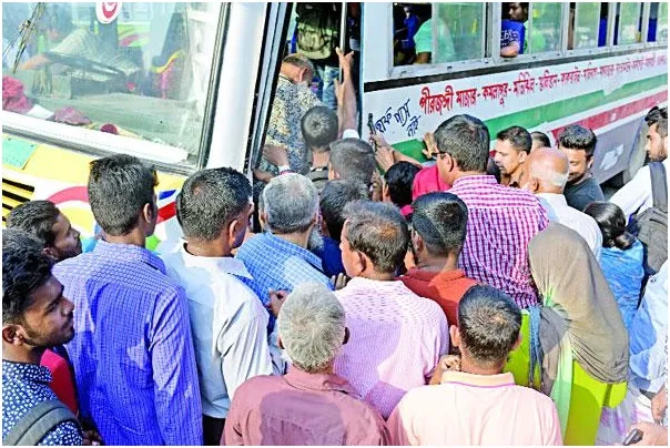 পরিবহন সংকট কাটেনি