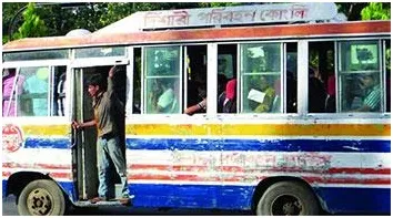 পরিবহন শ্রমিকদের বঞ্চনার জীবন