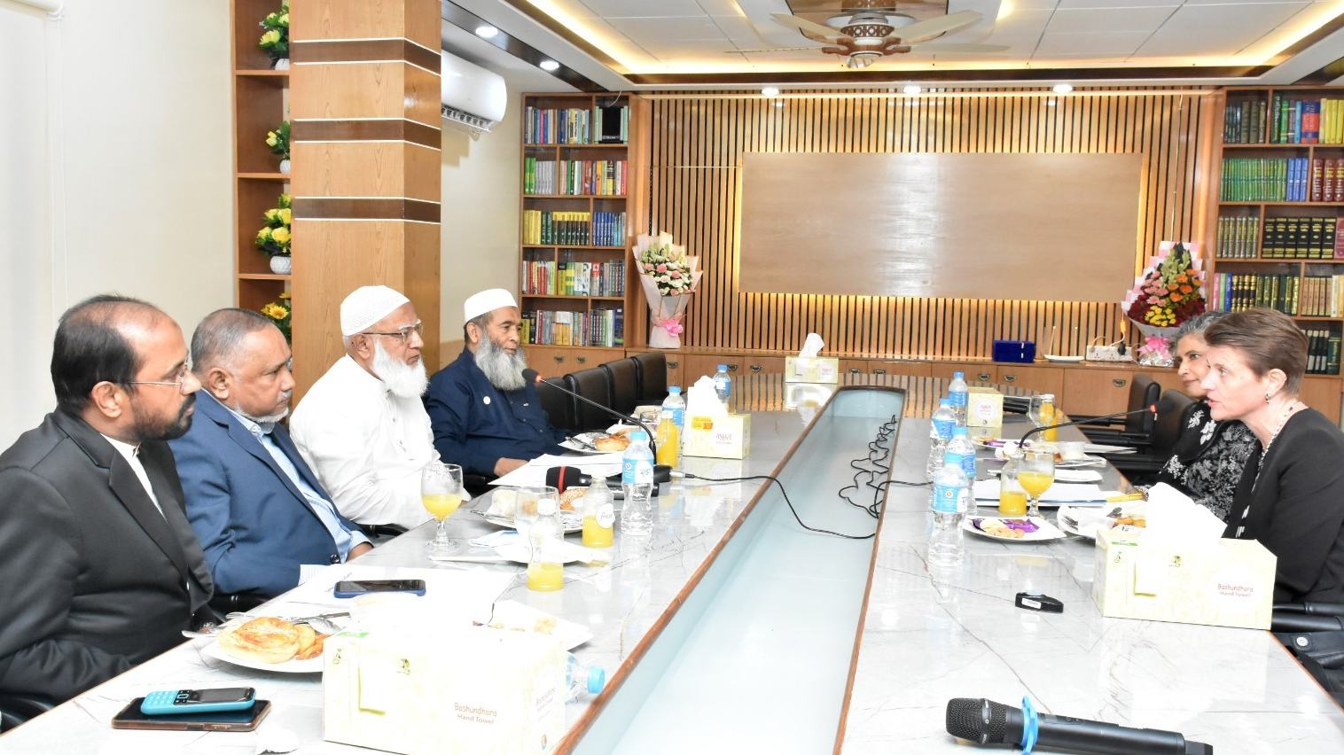 আমীরে জামায়াতের সাথে জাতিসংঘ প্রতিনিধি দলের সৌজন্য সাক্ষাৎ