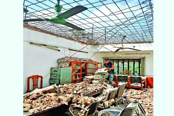 রাতের আঁধারে মতিঝিলে ২৫ কোটি টাকার সম্পত্তি দখল