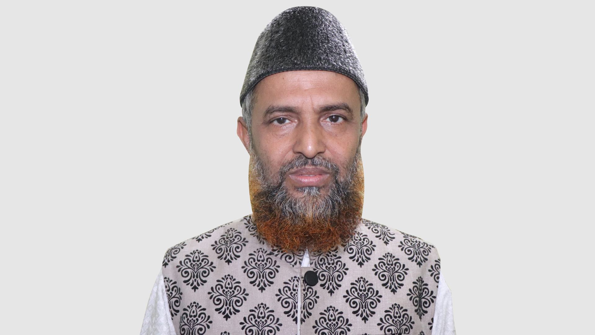 মাওলানা আব্দুল হালিম সস্ত্রীক অসুস্থ হয়ে হাসপাতালে চিকিৎসাধীন...